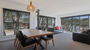 Karoondah 7, Hotham Heights